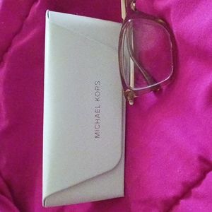 💰3/$30❤️Michael Kors glasses case